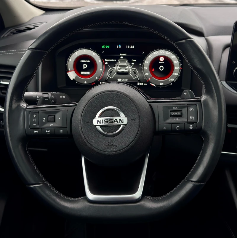 Nissan Qashqai 4x4* Digital* Tekna+ * Гаранция* Панорама* , снимка 9 - Автомобили и джипове - 53205439