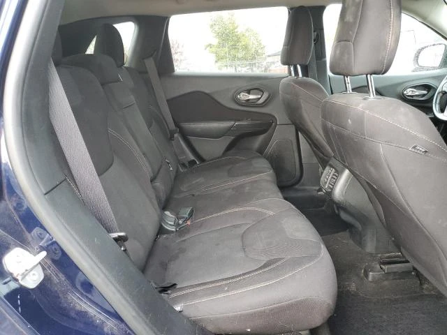 Jeep Cherokee 3.2L 6 4x4 w/Front Whl Drv, снимка 12 - Автомобили и джипове - 53713603