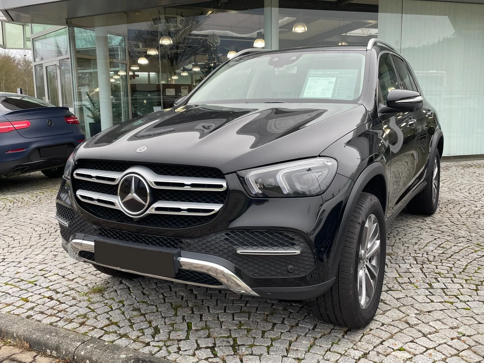 Mercedes-Benz GLE 400 d 4M #BURMESTER #360 #KeyGo #DISTRONIC @iCarbg     - [1] 