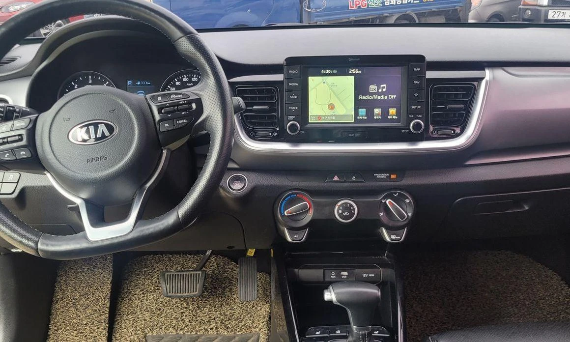 Kia Stonic Diesel 1.6 Trendy * -   *  | Mobile.bg   9