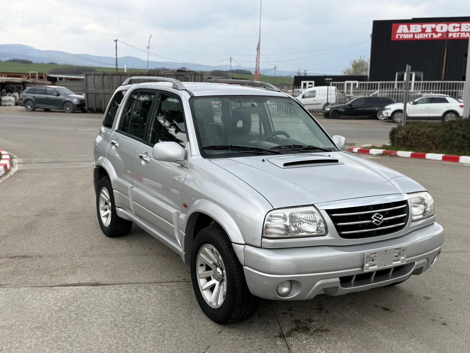 Suzuki Grand vitara 2.0TD 4X4, снимка 3 - Автомобили и джипове - 53963828