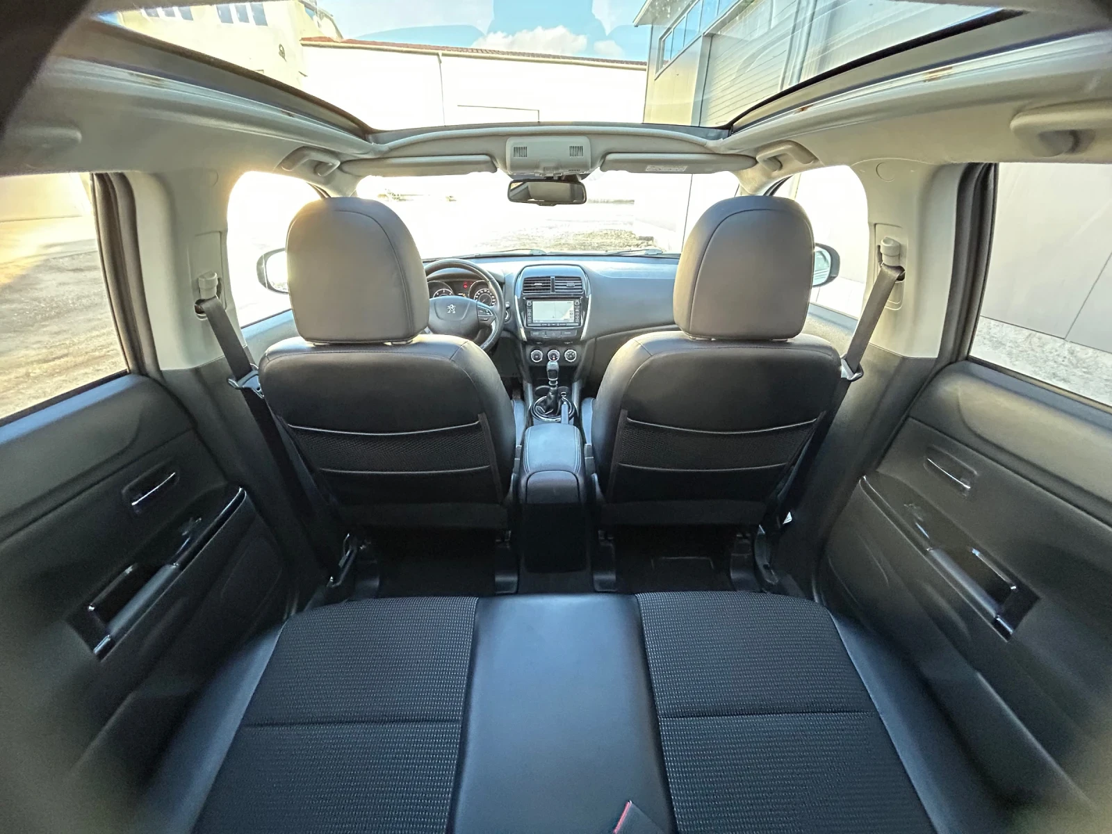 Peugeot 4008 1.6E-HDi/EURO 6/116K.C./4x4/ПАНОРАМА, снимка 12 - Автомобили и джипове - 54160079