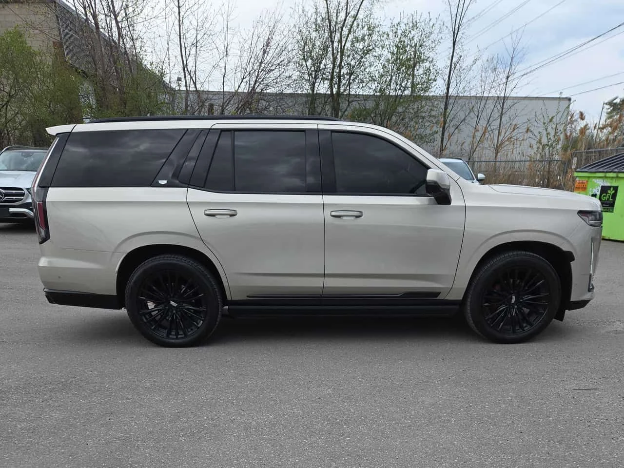 Cadillac Escalade * Premium Luxury Platinum * NIGHT VISION* ОБУДХВАН, снимка 3 - Автомобили и джипове - 54478033