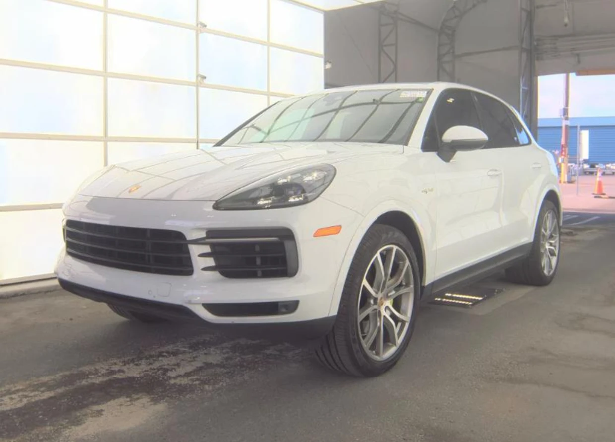 Porsche Cayenne Sport Chrono | BOSE | Панорама | PDLS+ 