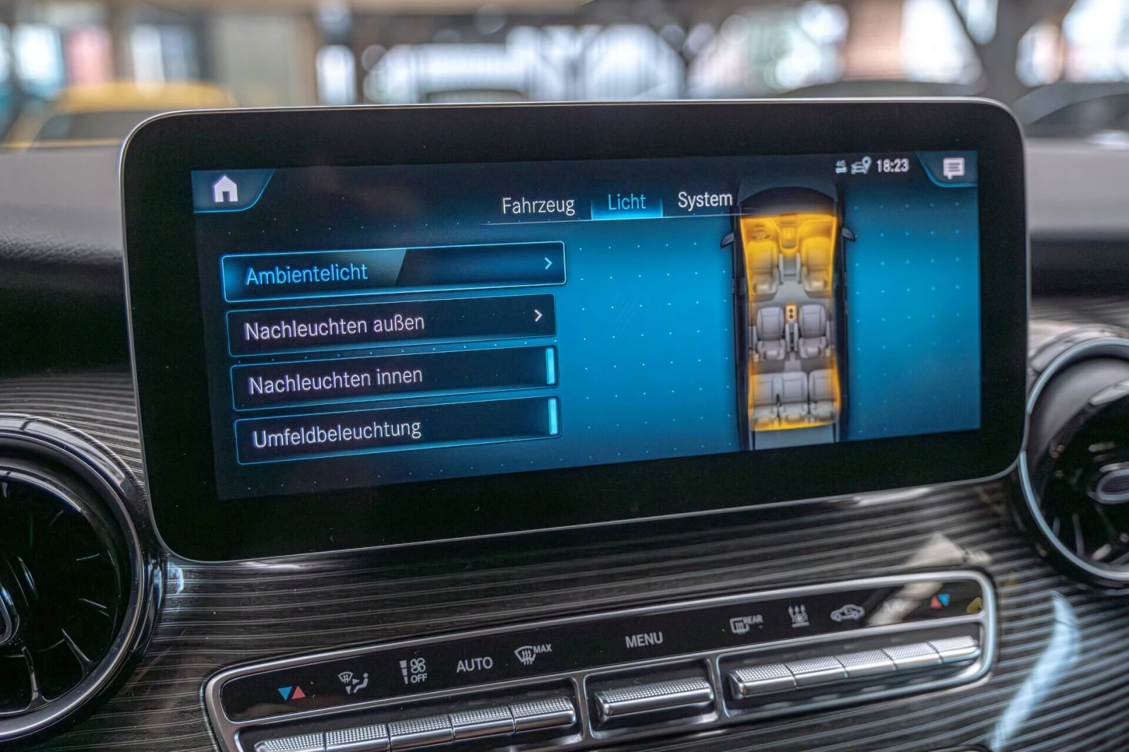 Mercedes-Benz EQV 300/LONG/Avantgarde Line/PDC/Thermotronic/100kWh, снимка 13 - Автомобили и джипове - 54896611