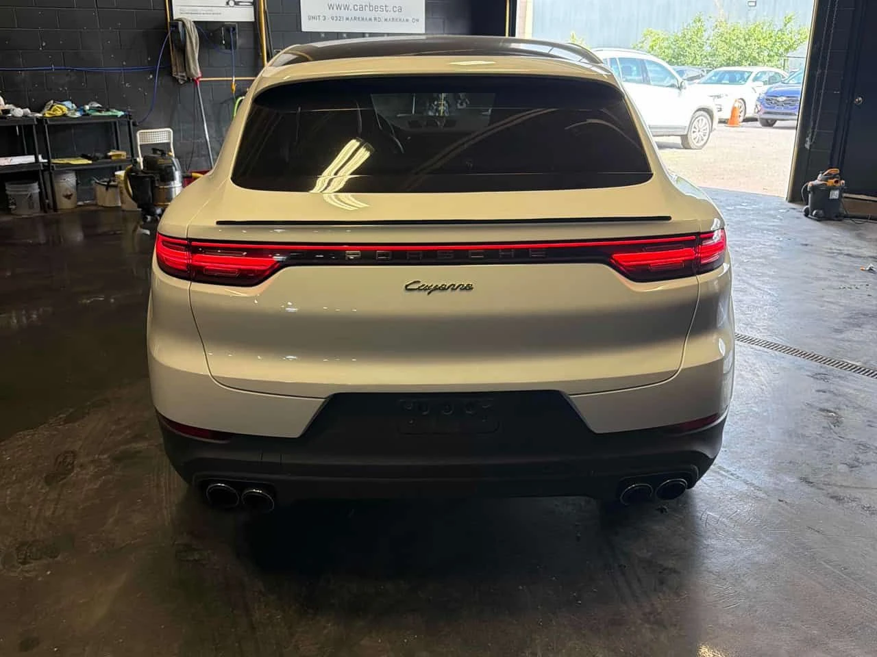 Porsche Cayenne * E Hybrid * CARFAX * ЦЕНА ДО БГ, снимка 4 - Автомобили и джипове - 55187685