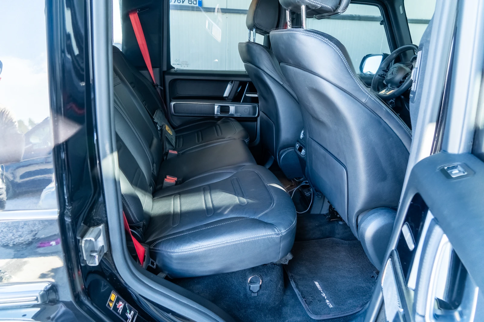 Mercedes-Benz G 350 63 AMG PACK = TOP = ЛИЗИНГ = ГАРАНЦИЯ, снимка 9 - Автомобили и джипове - 56242672