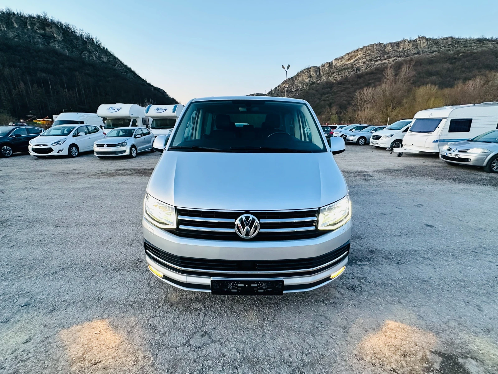 VW Multivan 2.0 TDI HIGHLINE  УНИКАТ - изображение 9