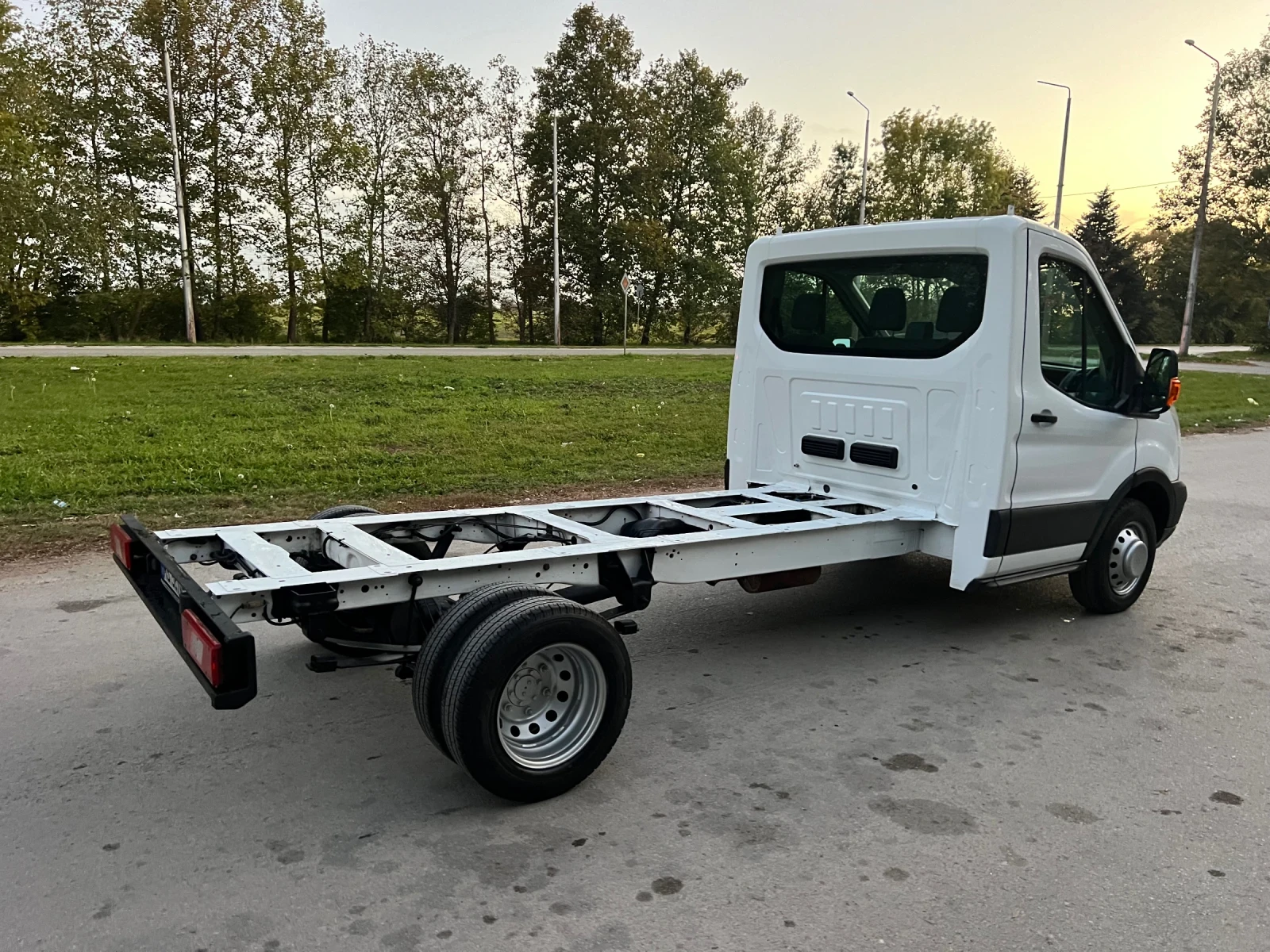 Ford Transit 2.2 - изображение 4