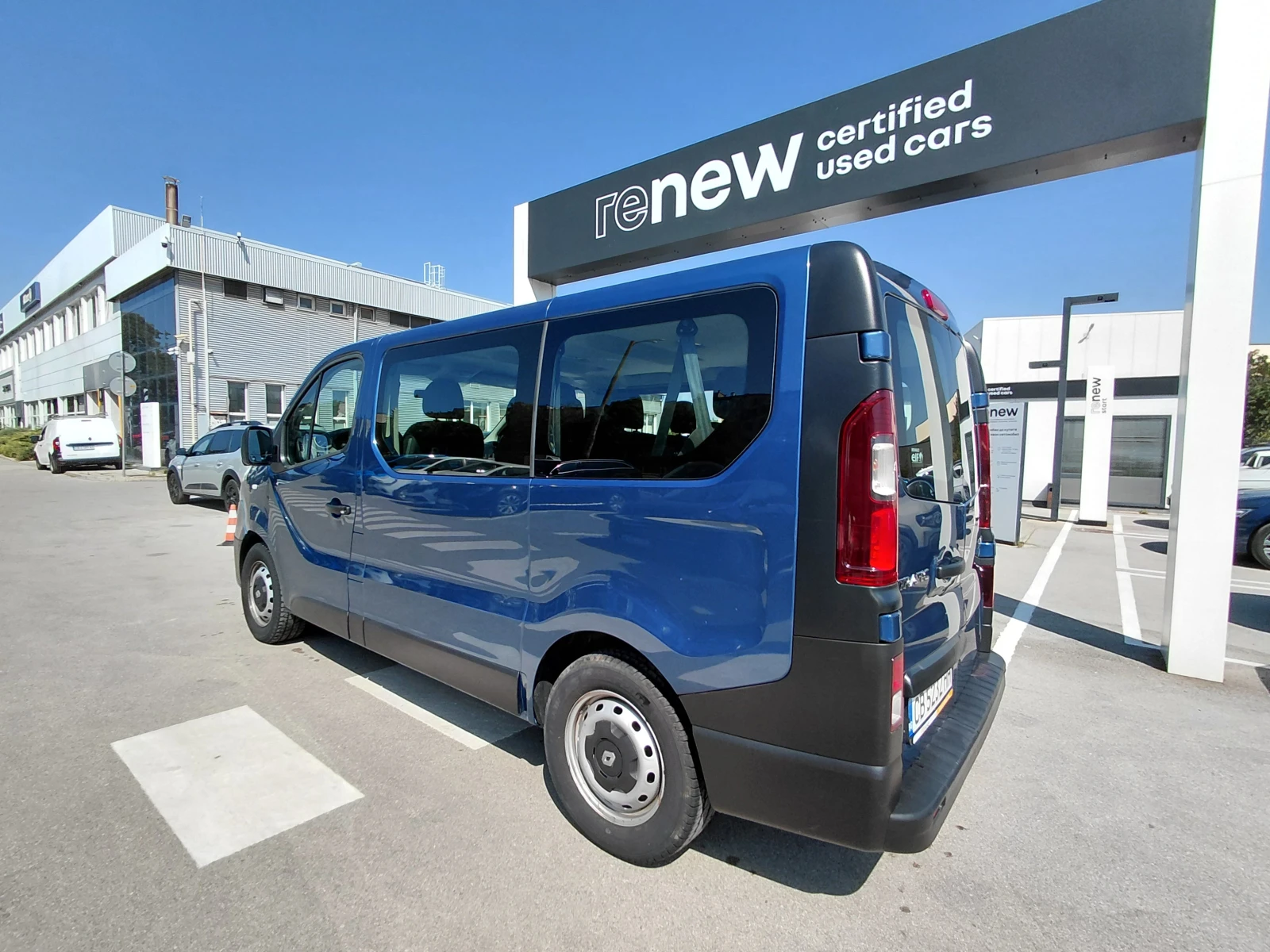 Renault Trafic 1.6 dCi/120к.с/Life L1H1 8+ 1 места, снимка 5 - Бусове и автобуси - 55638644