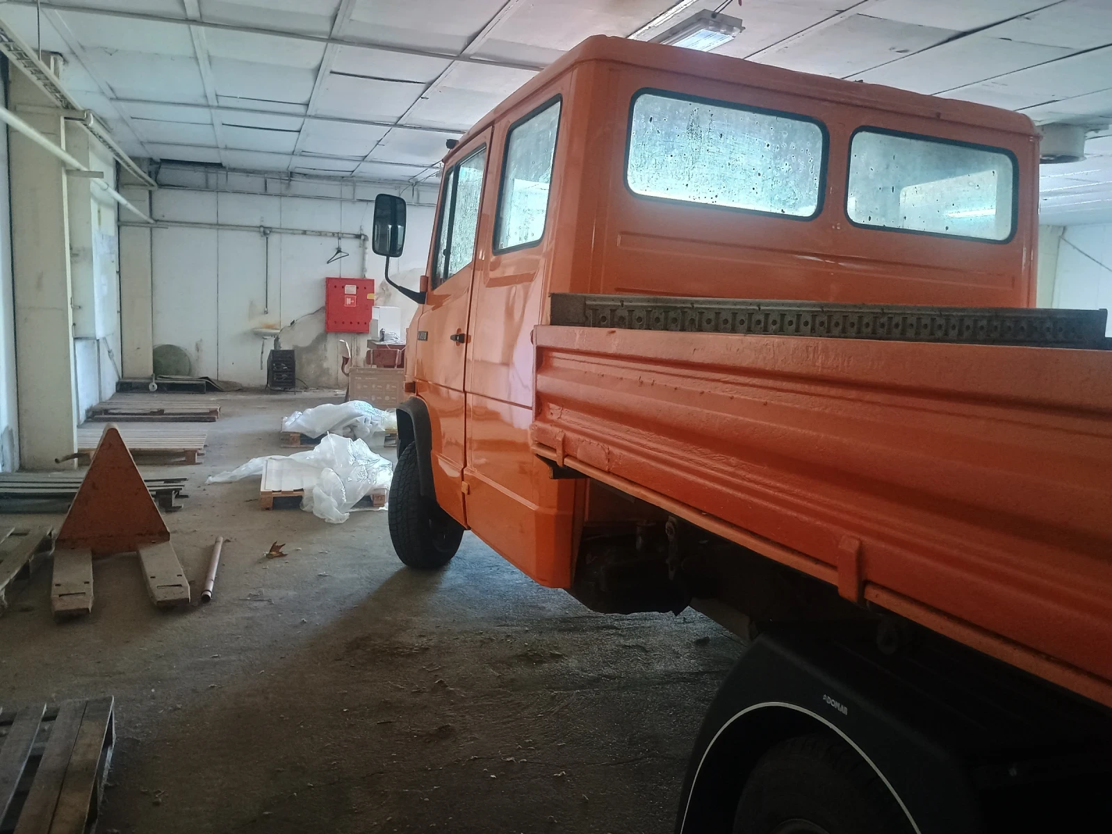 Mercedes-Benz 709  - изображение 4