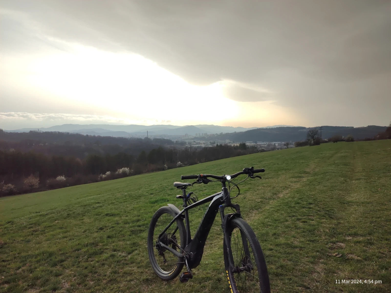 ������� ������������ ������ | Mobile.bg � ����������� 4