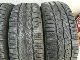 Гуми Зимни 215/65R16, снимка 3