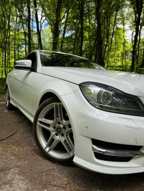 Mercedes-Benz C 220, снимка 2
