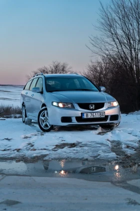 Honda Accord 2.0 Автоматик, снимка 1