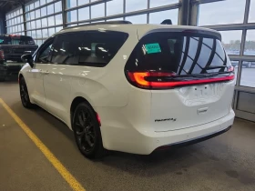 Chrysler Pacifica * TOURING L * CARFAX *    | Mobile.bg    4