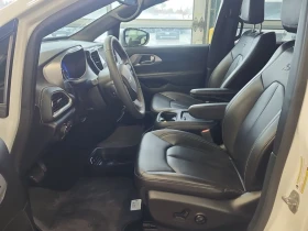 Chrysler Pacifica * TOURING L * CARFAX *    | Mobile.bg    5