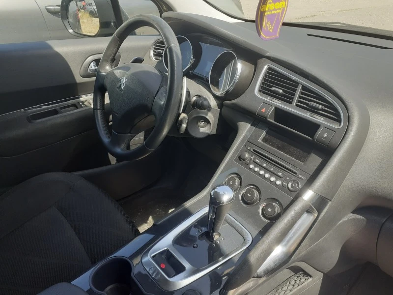 Peugeot 3008 1.6hdi= автоматик= face, снимка 9 - Автомобили и джипове - 46168221