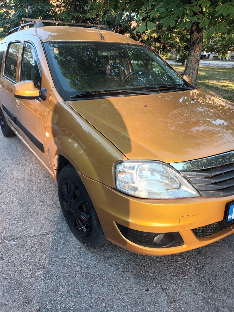 Dacia Logan, снимка 3 - Автомобили и джипове - 46277071