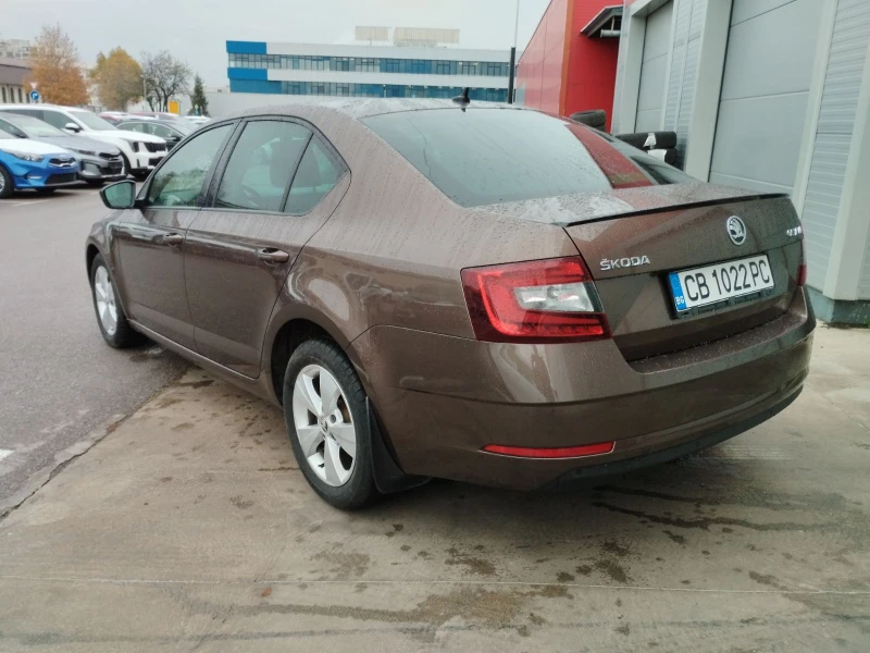 Skoda Octavia 1.5 tsi, снимка 6 - Автомобили и джипове - 48110693