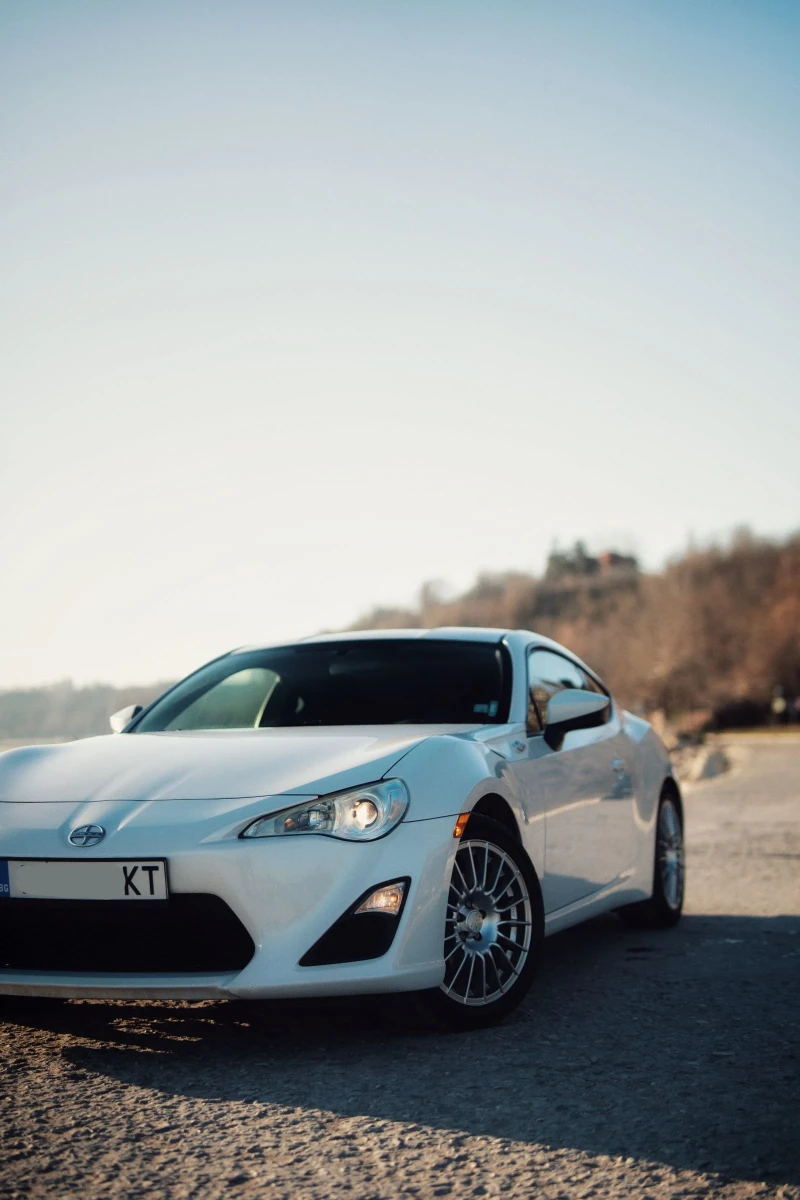 Toyota GT86 FRS, снимка 9 - Автомобили и джипове - 48775419