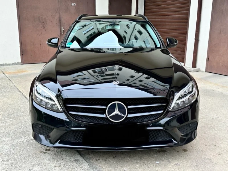 Mercedes-Benz C 220 2018 9G ТРОНИК ТОП СЪСТОЯНИЕ!!!!, снимка 2 - Автомобили и джипове - 50359189