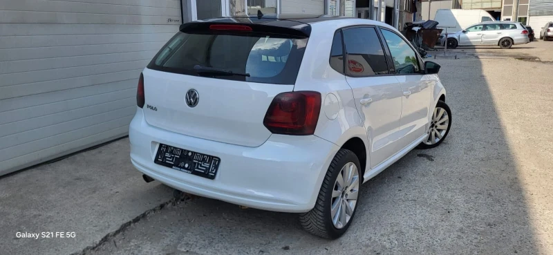 VW Polo, снимка 5 - Автомобили и джипове - 51452813