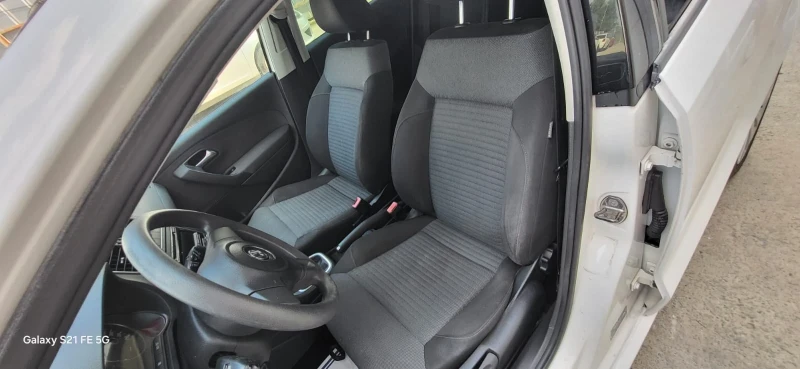 VW Polo, снимка 8 - Автомобили и джипове - 51452813