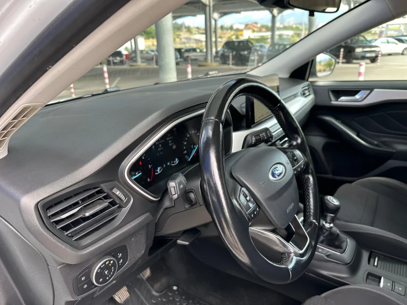 Ford Focus 1.5TDCI, снимка 8 - Автомобили и джипове - 51462986