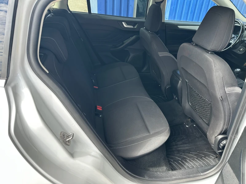 Ford Focus 1.5TDCI, снимка 9 - Автомобили и джипове - 51462986