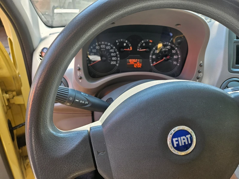 Fiat Panda, снимка 8 - Автомобили и джипове - 52670272