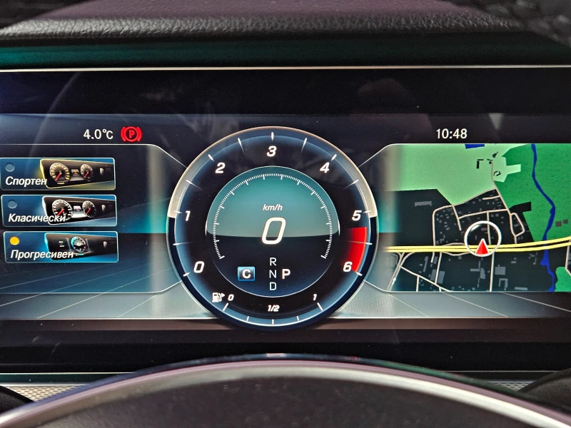 Mercedes-Benz E 220 AMG/4MATIC/DIGITAL/ПОДГ/BURMES/HEAD UP/AMBIENT/LIZ, снимка 9 - Автомобили и джипове - 51498263