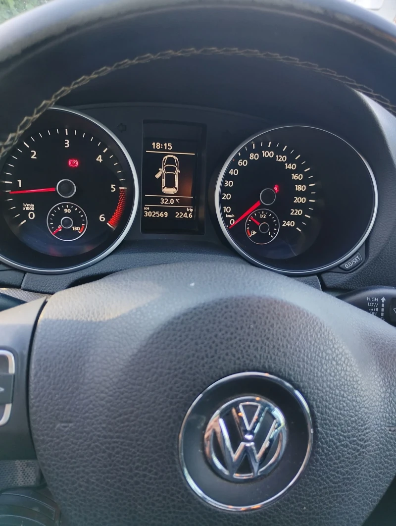 VW Golf Variant, снимка 14 - Автомобили и джипове - 52006926