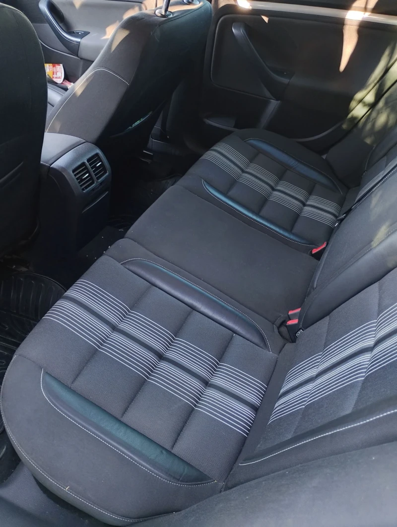 VW Golf Variant, снимка 16 - Автомобили и джипове - 52006926