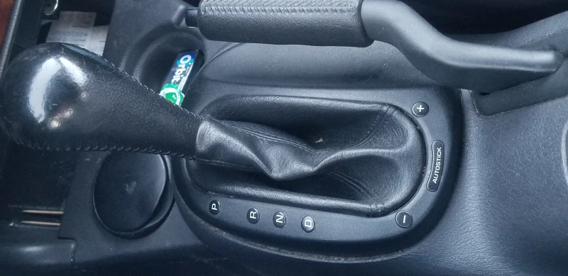 Chrysler Stratus Convertible, снимка 10 - Автомобили и джипове - 52728165