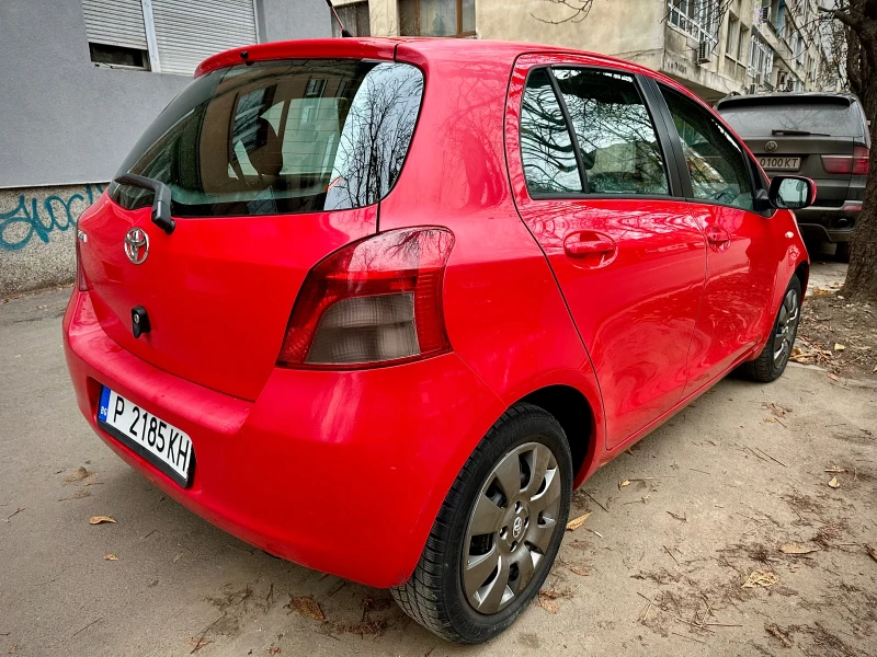 Toyota Yaris 1.3 vvti, снимка 5 - Автомобили и джипове - 52890493