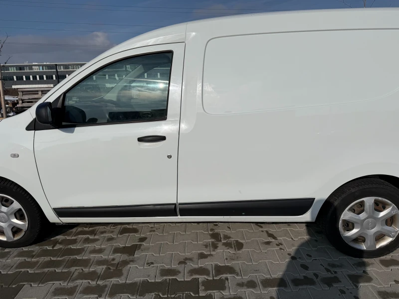 Dacia Dokker 1.6 LPG, снимка 4 - Автомобили и джипове - 53340544