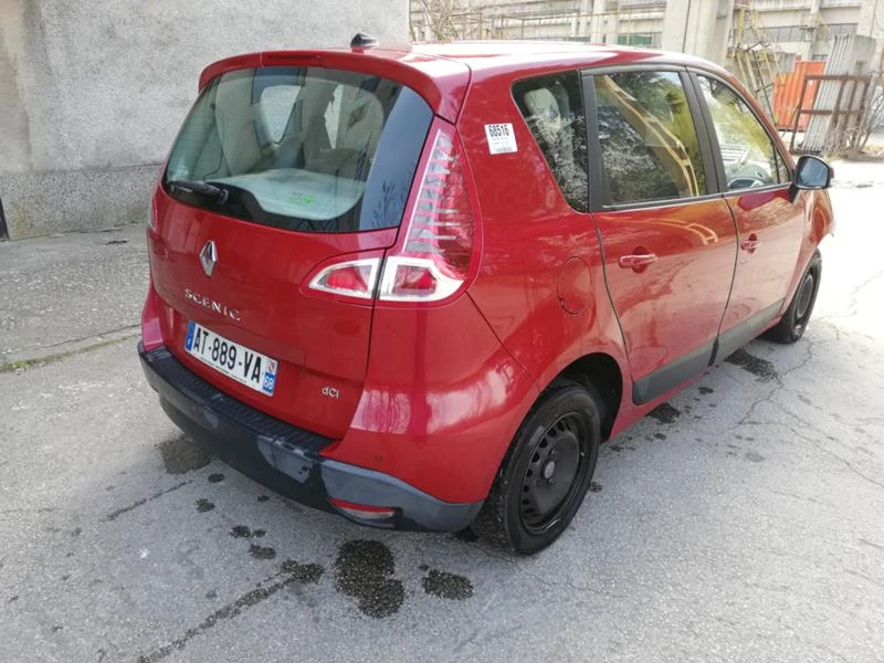 Renault Scenic 1,5 DCI - изображение 6