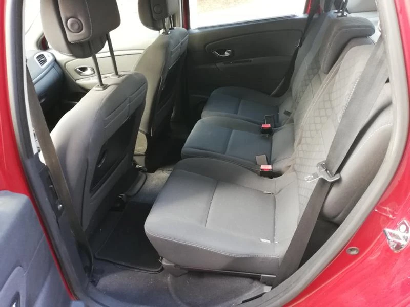 Renault Scenic 1,5 DCI - изображение 9