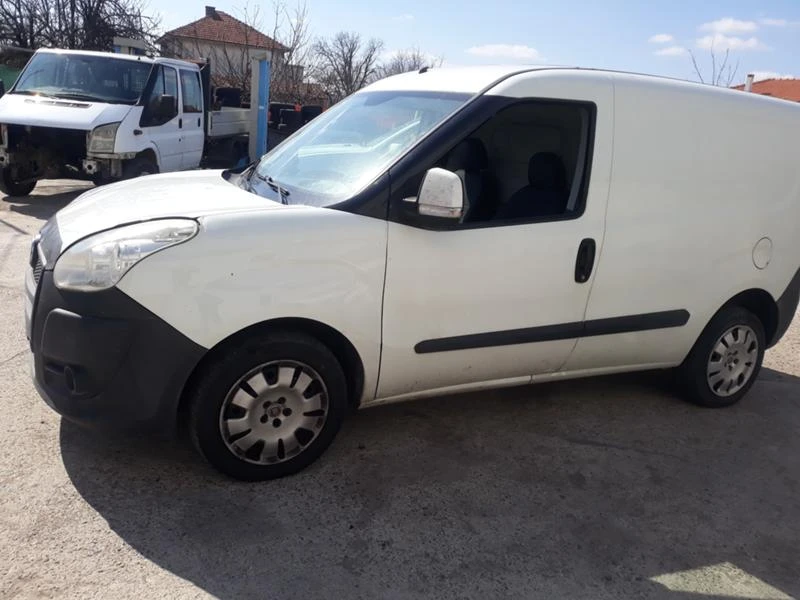 Fiat Doblo 2Бр.Natural Power 1.4 120k.c.метан/1.6 105к.с.диз., снимка 14 - Автомобили и джипове - 34636786