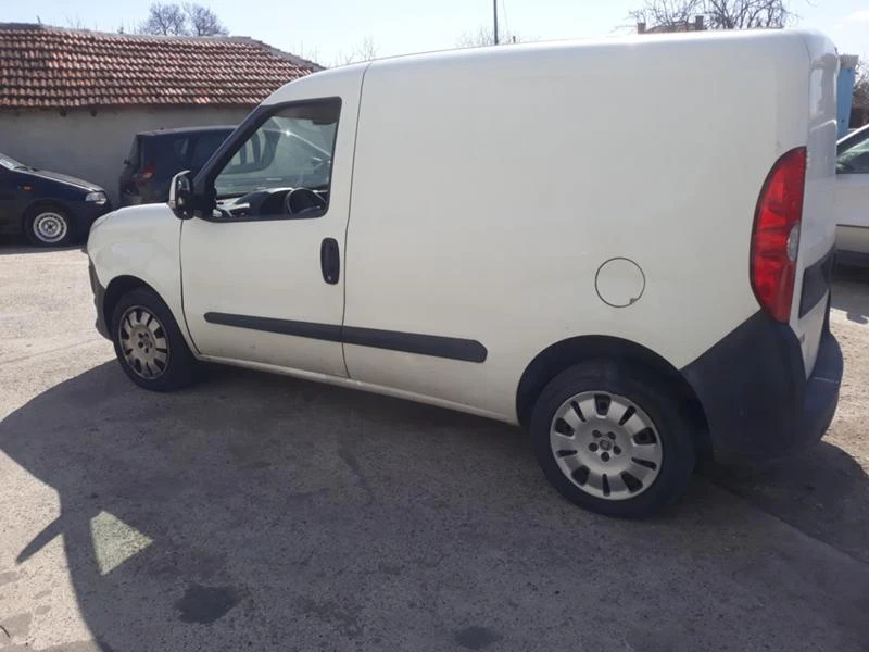 Fiat Doblo 2Бр.Natural Power 1.4 120k.c.метан/1.6 105к.с.диз., снимка 13 - Автомобили и джипове - 34636786