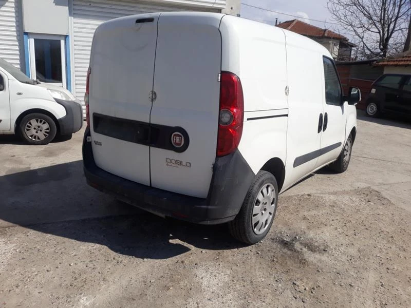 Fiat Doblo 2Бр.Natural Power 1.4 120k.c.метан/1.6 105к.с.диз., снимка 10 - Автомобили и джипове - 34636786