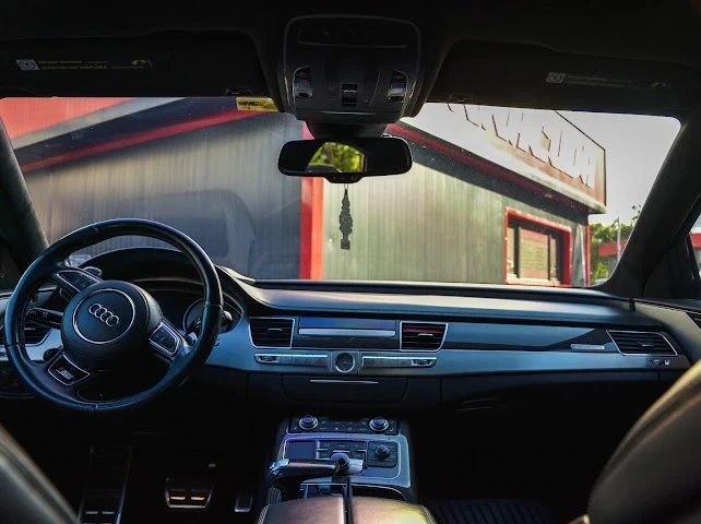 Audi S8 4.0 TFSI| MATRIX| CARBON| MASSAGE| 360| PANO - изображение 8