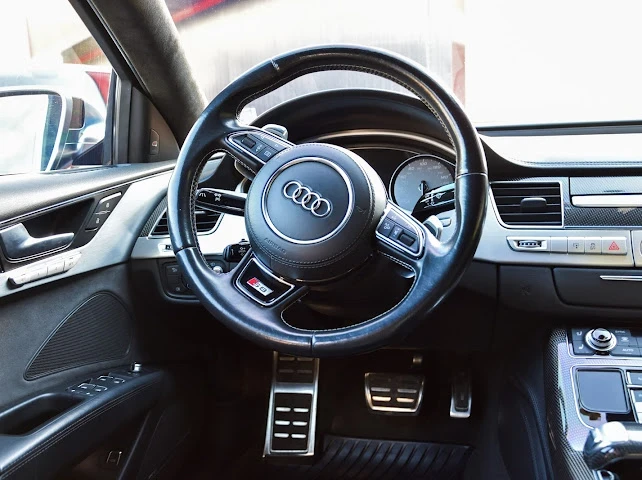 Audi S8 4.0 TFSI| MATRIX| CARBON| MASSAGE| 360| PANO | Mobile.bg   11