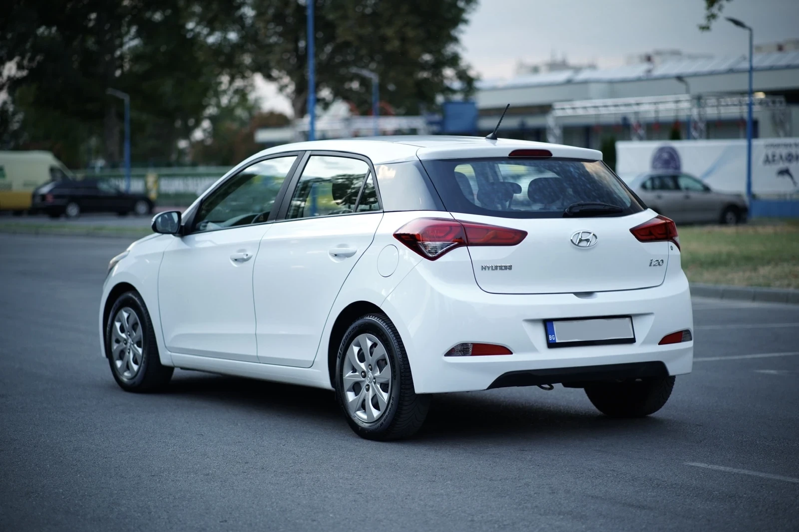 Hyundai I20 1.2i 84кс Facelift ПЕРФЕКТЕН - изображение 7