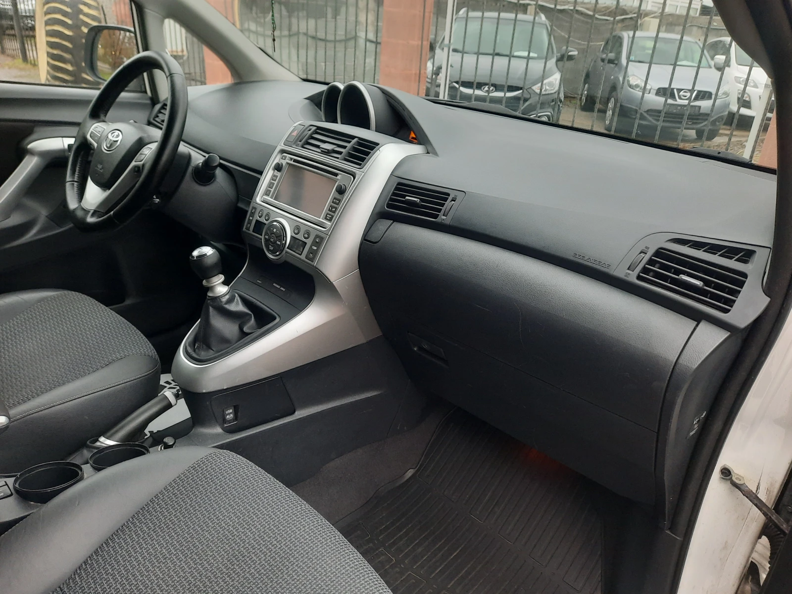 Toyota Verso 2.0 D-4D | Mobile.bg   11