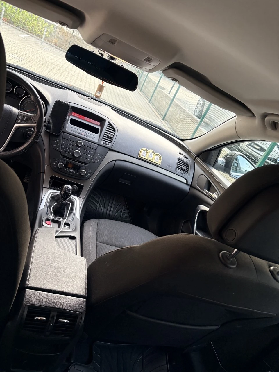 Opel Insignia 2.0 - изображение 6