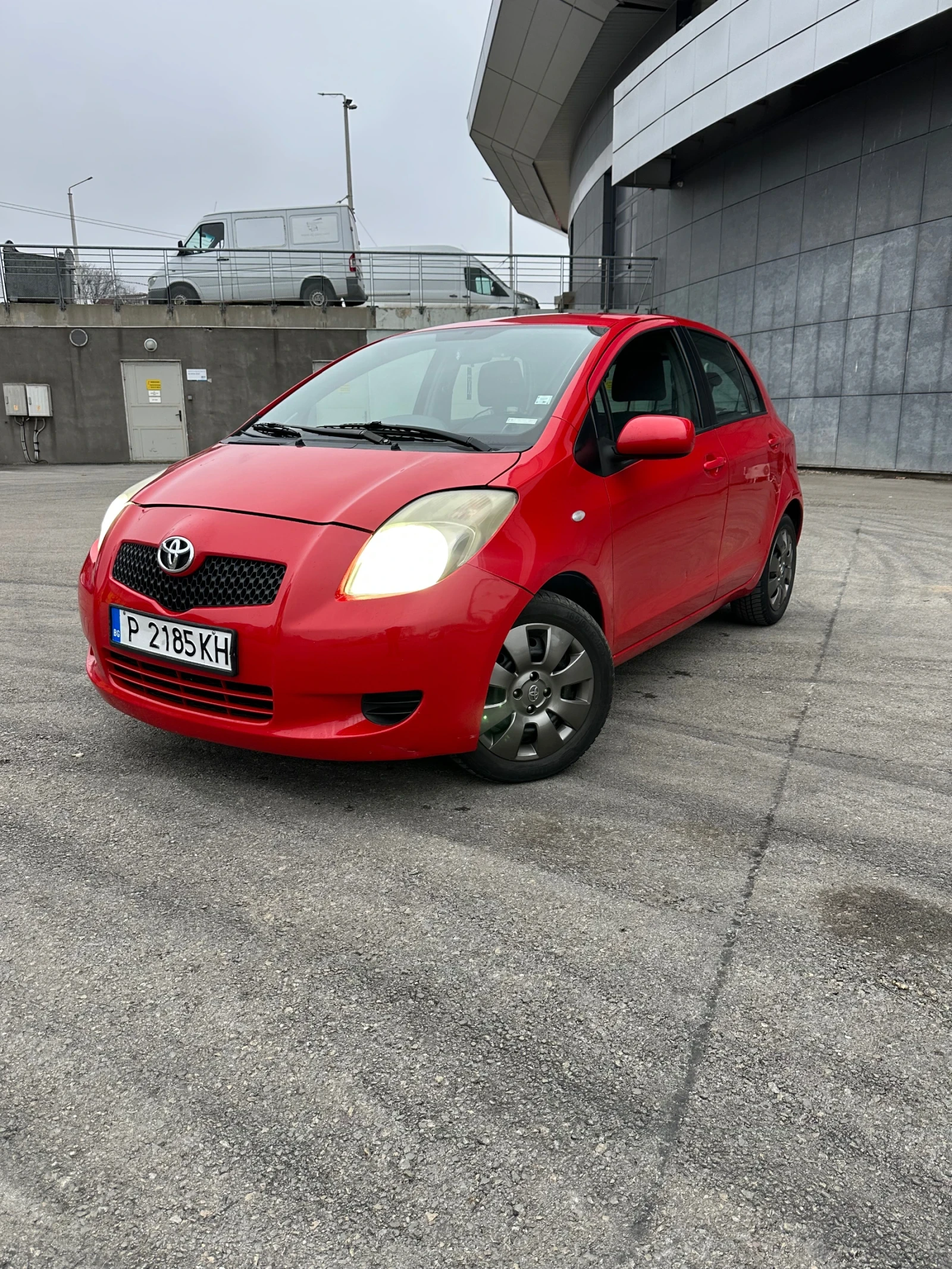 Toyota Yaris 1.3 vvti | Mobile.bg � ����������� 8