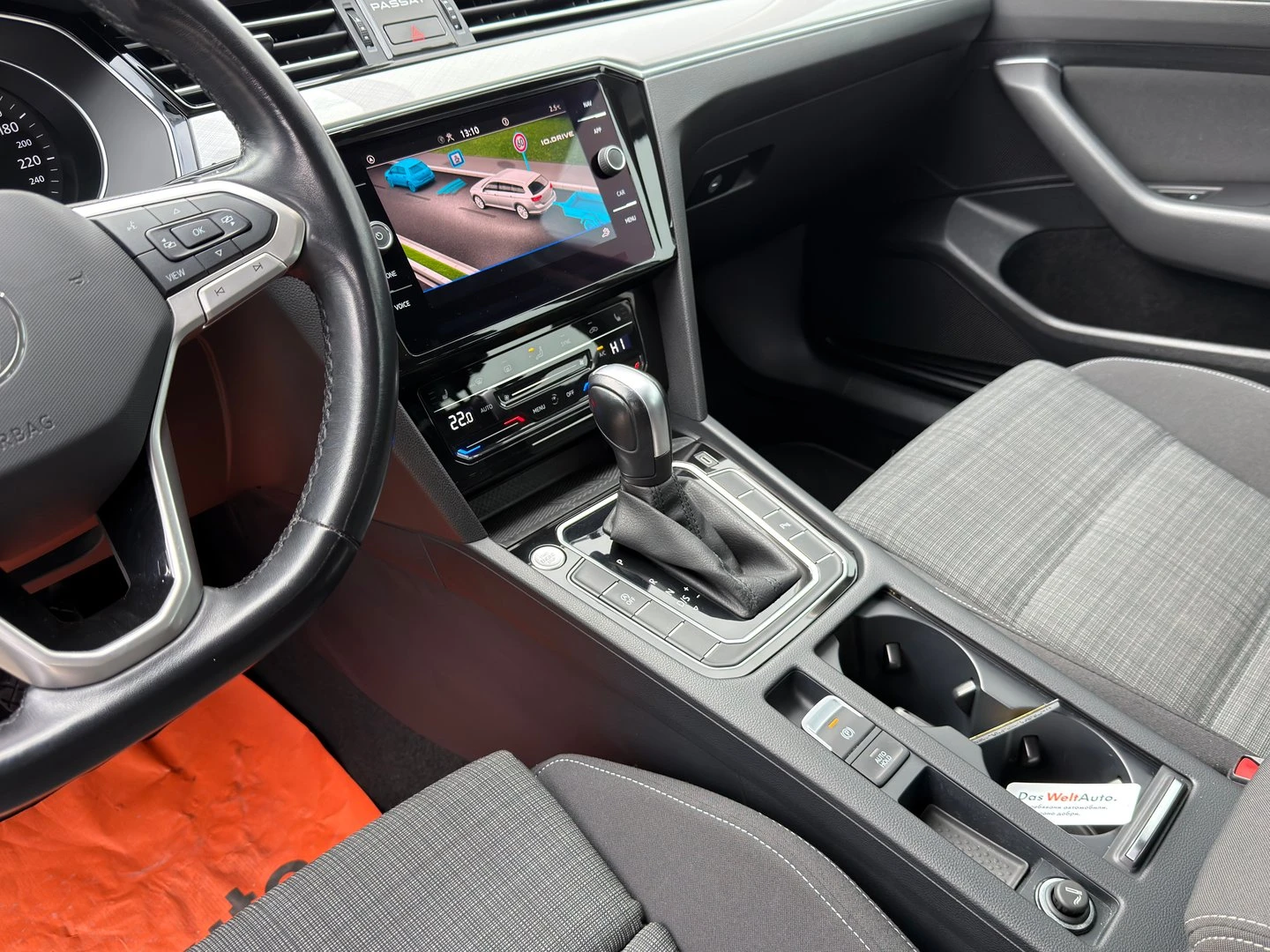 VW Passat Business 2.0 TDI SCR DSG, снимка 9 - Автомобили и джипове - 54353556