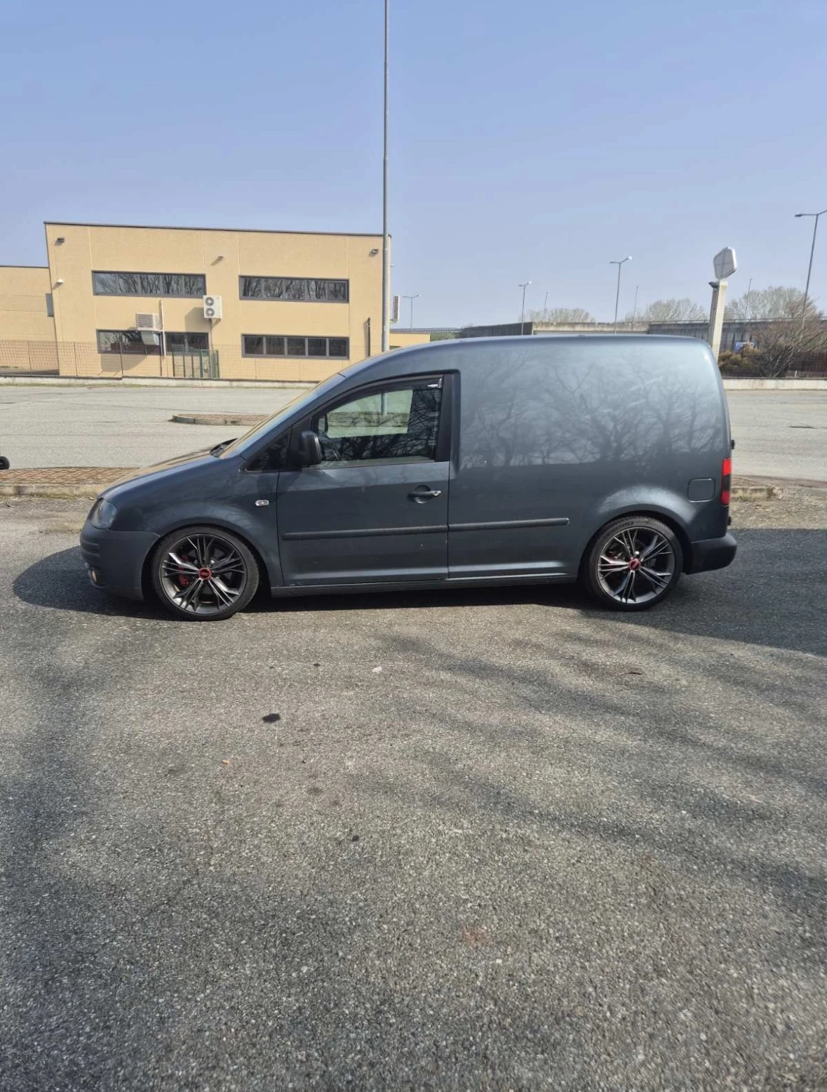 VW Caddy